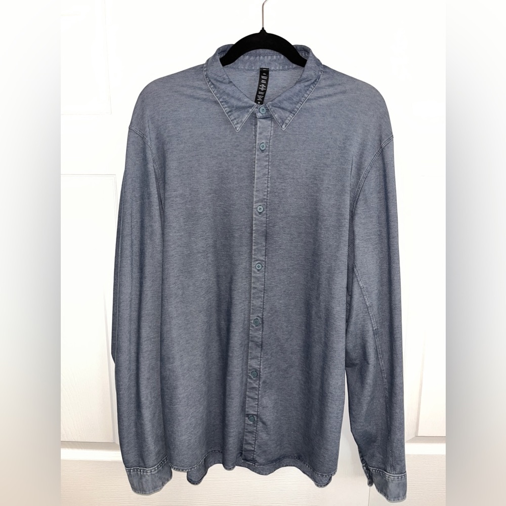 Lululemon  Men's Commission Long-Sleeve Shirt Wash River Blue Enzyme Dye Size XL